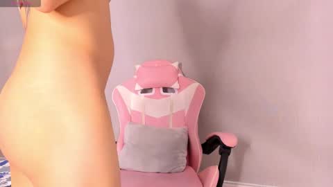 Snapshot of dream_team4 chatting on January 2026 08:01:02 PM dream team online show from January 2026 08:01:02 PM