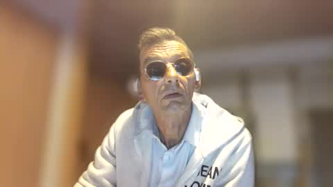 Snapshot of dreambob chatting on June 2026 05:56:02 PM Dreambob online show from June 2026 05:56:02 PM