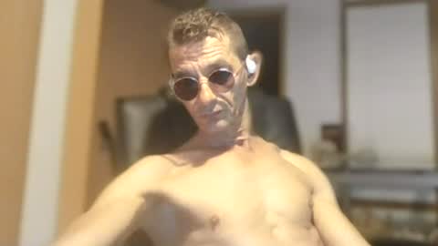 Snapshot of dreambob chatting on July 2026 10:03:01 PM Dreambob online show from July 2026 10:03:01 PM
