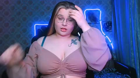 dreamforyoue2 online show from April 2026 08:31:01 PM