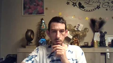 Snapshot of dreamguy38 chatting on December 2024 06:52:01 AM dreamguy38 online show from December 2024 06:52:01 AM