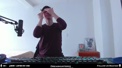 Your lord. - ONLINE  1500 Pm to 2100 Pm - New York Hour online show from February 2026 09:22:02 PM