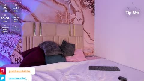 Dream Matell online show from October 2025 04:09:01 AM