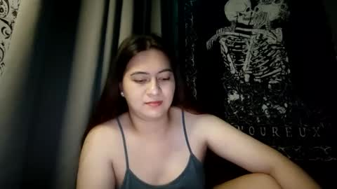 dreamycreamyst online show from December 2024 08:10:02 PM