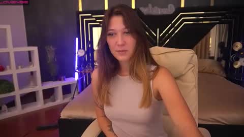 Lina online show from December 2024 07:27:02 AM