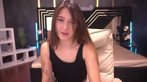 Lina online show from December 2024 07:21:01 AM