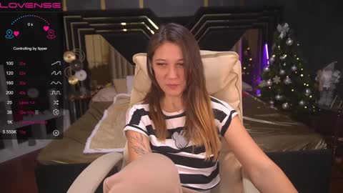 Snapshot of dreamylinaaa chatting on January 2025 02:56:02 AM Lina online show from January 2025 02:56:02 AM