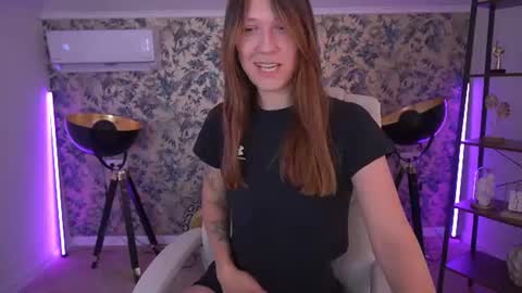 Lina online show from July 2026 07:00:02 PM
