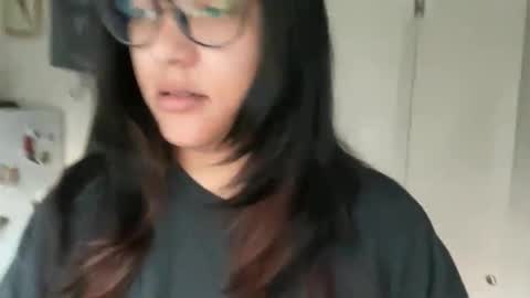 RIRI OR DREAMY online show from March 2026 02:30:01 PM