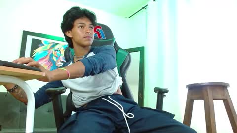 Dreyk online show from November 2025 02:50:02 PM