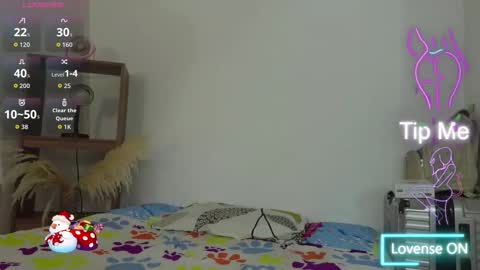 Dreyna  online show from December 2025 02:55:01 PM