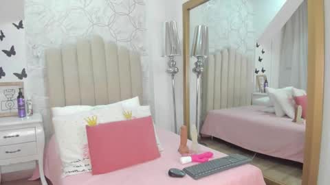 Snapshot of drinklau18 chatting on February 2026 03:36:02 AM drinklau18 online show from February 2026 03:36:02 AM