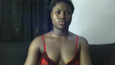 dripping_luna online show from January 2025 05:09:02 PM