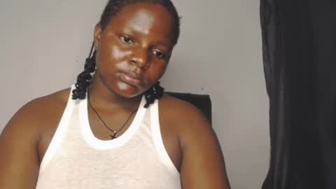 Layla online show from September 2025 08:52:02 AM