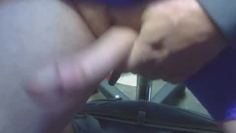 Snapshot of drivinuwild chatting on December 2024 04:19:01 PM drivinuwild online show from December 2024 04:19:01 PM