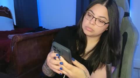 Drizzypeach602 online show from December 2025 03:00:01 AM