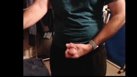 Snapshot of drmbigg chatting on November 2025 09:21:01 AM Hello Hope you enjoy what you see. I love attention in dirty talk and tips thickcock edging precum dirtyTalk C2C online show from November 2025 09:21:01 AM