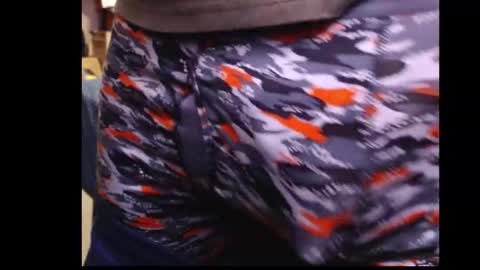 Snapshot of drmbigg chatting on November 2025 09:07:01 PM Hello Hope you enjoy what you see. I love attention in dirty talk and tips thickcock edging precum dirtyTalk C2C online show from November 2025 09:07:01 PM