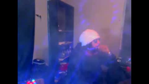 Snapshot of drogoloko233 chatting on October 2025 02:02:05 AM drogo lpkp online show from October 2025 02:02:05 AM