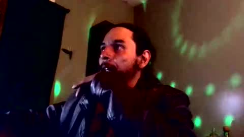 Snapshot of drogoloko233 chatting on December 2025 03:58:02 AM drogo lpkp online show from December 2025 03:58:02 AM