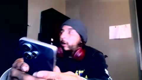 Snapshot of drogoloko233 chatting on January 2026 04:28:01 AM drogo lpkp online show from January 2026 04:28:01 AM