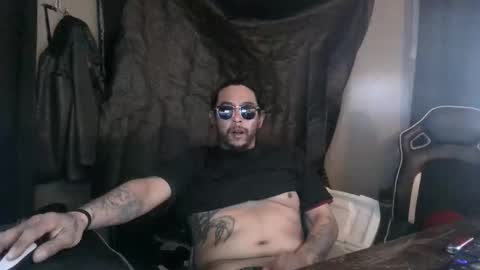 Snapshot of drogoloko233 chatting on February 2026 01:13:02 AM drogo lpkp online show from February 2026 01:13:02 AM