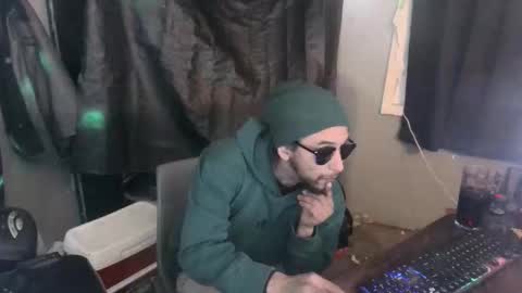 Snapshot of drogoloko233 chatting on February 2026 04:24:01 AM drogo lpkp online show from February 2026 04:24:01 AM