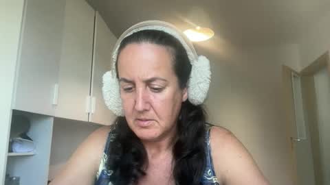 Snapshot of drresa chatting on June 2026 09:10:02 AM Dr. Resa online show from June 2026 09:10:02 AM