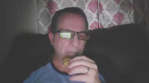 drthick1224 online show from November 2025 07:58:01 PM