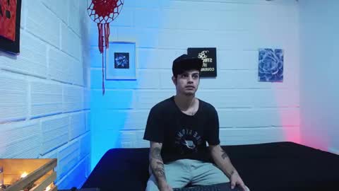 Drum-Core online show from November 2025 06:40:01 PM