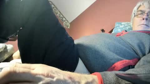 Doug online show from November 2025 01:07:02 AM