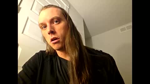 Dukeee online show from November 2025 04:28:02 AM