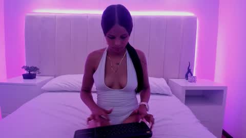 Snapshot of dulce_coquette_ chatting on February 2026 07:15:01 PM dulce online show from February 2026 07:15:01 PM