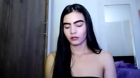 dulce_lucero online show from September 2025 06:57:02 PM