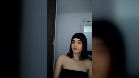 dulce_lucero online show from June 2026 02:25:02 PM