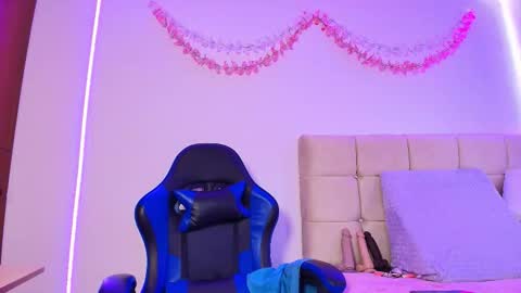 Dulce Maria online show from February 2026 11:38:02 AM