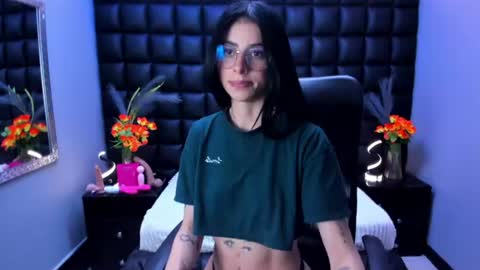 Snapshot of dulce_miiaa chatting on June 2026 06:21:01 PM dulce_miiaa online show from June 2026 06:21:01 PM