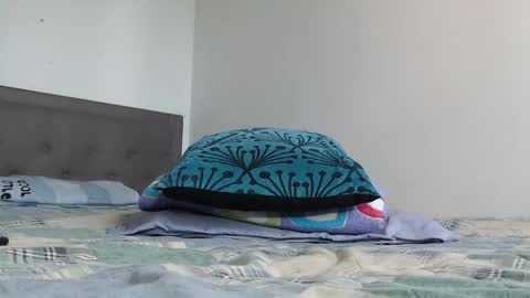 Dulce Noir online show from November 2025 08:31:01 PM