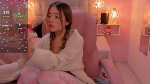 Dulce  online show from November 2025 08:08:02 PM