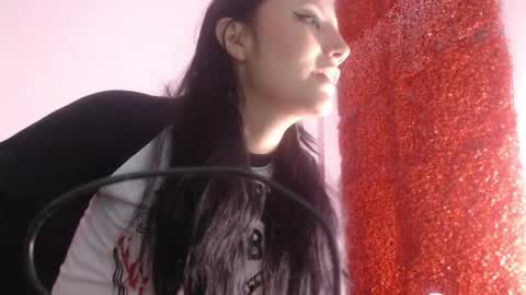 Dulce online show from May 2026 10:18:01 PM
