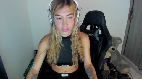 dulcekim_dj online show from February 2025 01:58:01 AM