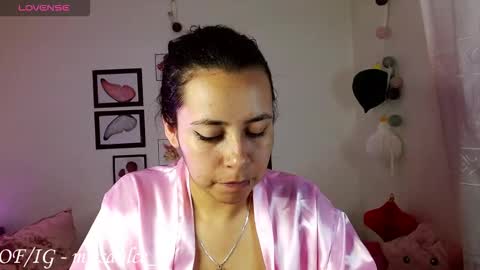 Snapshot of dulcemaria_alvarez22 chatting on February 2026 01:23:02 AM Dulce online show from February 2026 01:23:02 AM