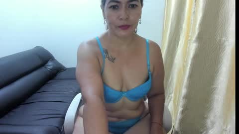 Snapshot of dulcemilf_ chatting on January 2025 06:56:02 AM Dulce online show from January 2025 06:56:02 AM
