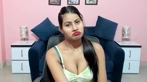 dumble_doree online show from October 2025 03:59:02 AM