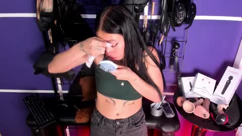 dunnadan_bms online show from December 2025 12:45:01 PM