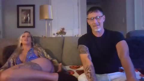 Snapshot of duo20 chatting on October 2025 06:17:01 PM DUO2069 online show from October 2025 06:17:01 PM