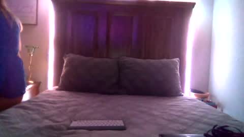 DUO2069 online show from June 2026 02:54:02 PM