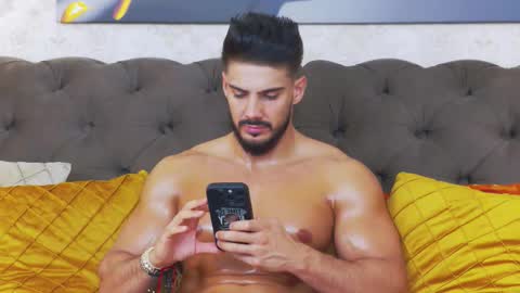 Snapshot of dustinkeent chatting on November 2025 11:04:02 PM Dustin online show from November 2025 11:04:02 PM