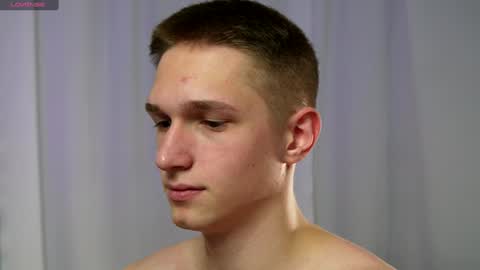 Dustyn online show from December 2024 07:11:02 PM