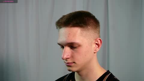 Dustyn online show from January 2025 05:09:01 PM